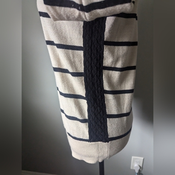 Loft Tan and Black Striped Blouse with Lace Detail - Picture 6 of 9